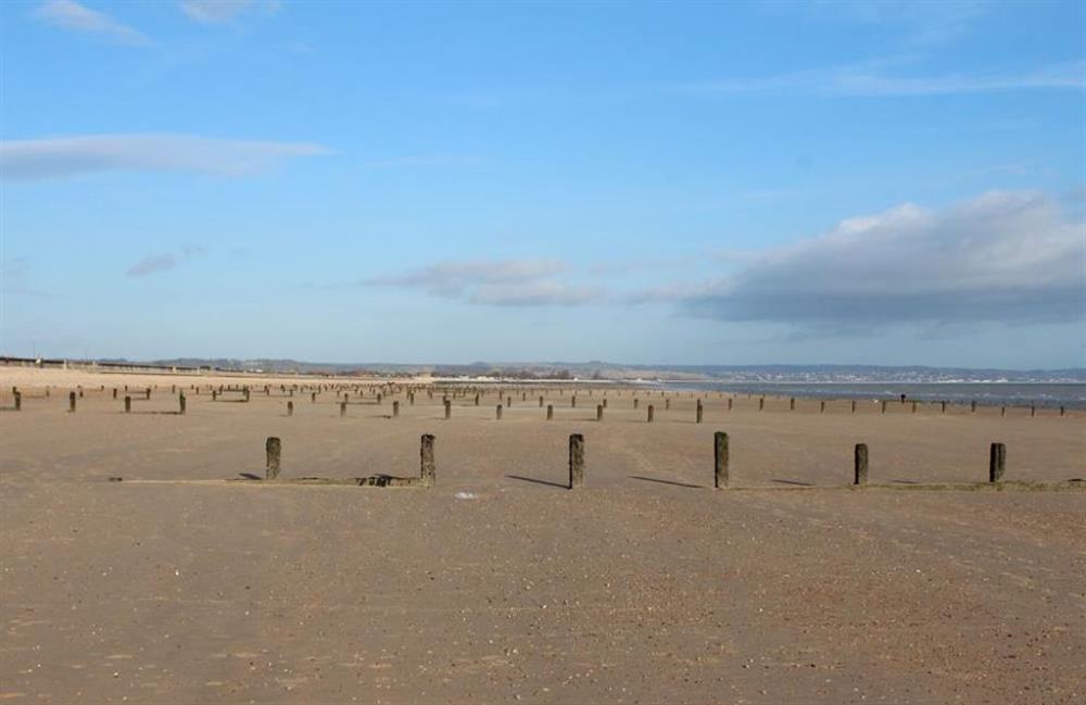 greycot-st-marys-bay-kent-beach